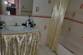 5 Bedrooms 4 Bathrooms, House for Sale in Browns Town