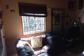 2 Bedrooms 1 Bathrooms, House for Sale in Wakefield