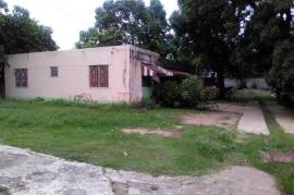 5 Bedrooms 3 Bathrooms, House for Sale in Kingston 20