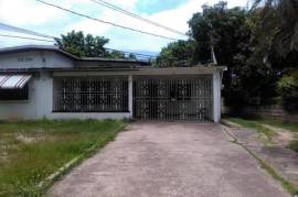 5 Bedrooms 3 Bathrooms, House for Sale in Kingston 20