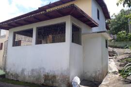 4 Bedrooms 3 Bathrooms, House for Sale in Mandeville