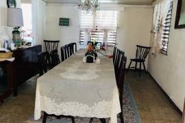 4 Bedrooms 3 Bathrooms, House for Sale in Petersfield