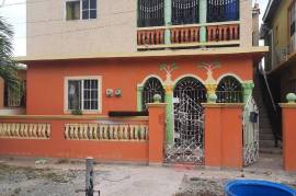 6 Bedrooms 4 Bathrooms, House for Sale in Greater Portmore