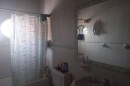 4 Bedrooms 3 Bathrooms, House for Sale in Greater Portmore