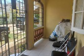 4 Bedrooms 3 Bathrooms, House for Sale in Greater Portmore