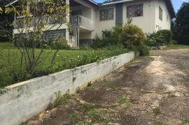 4 Bedrooms 3 Bathrooms, House for Sale in Mandeville