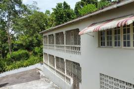 4 Bedrooms 3 Bathrooms, House for Sale in Mandeville