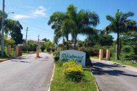 2 Bedrooms 2 Bathrooms, House for Sale in Montego Bay