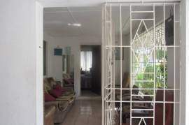 4 Bedrooms 3 Bathrooms, House for Sale in Kingston 20