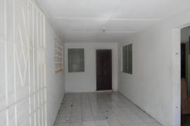 4 Bedrooms 3 Bathrooms, House for Sale in Kingston 20