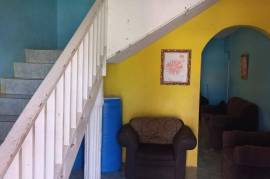 5 Bedrooms 3 Bathrooms, House for Sale in Four Paths