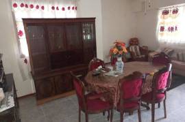 3 Bedrooms 2 Bathrooms, House for Sale in Lysons