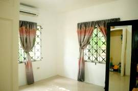 3 Bedrooms 2 Bathrooms, House for Sale in Bog Walk