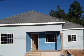 3 Bedrooms 2 Bathrooms, House for Sale in Port Maria