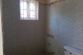 4 Bedrooms 3 Bathrooms, House for Sale in Greater Portmore