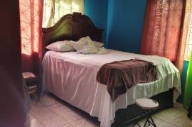 3 Bedrooms 2 Bathrooms, House for Sale in Spanish Town