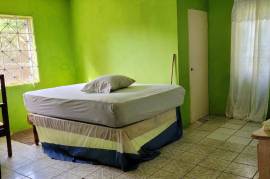 3 Bedrooms 2 Bathrooms, House for Sale in Spanish Town