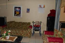 3 Bedrooms 2 Bathrooms, House for Sale in Spanish Town