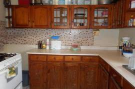 3 Bedrooms 2 Bathrooms, House for Sale in Spanish Town