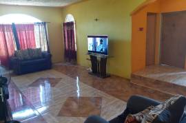 4 Bedrooms 2 Bathrooms, House for Sale in Spanish Town