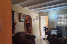 3 Bedrooms 2 Bathrooms, House for Sale in Bridgeport