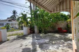 4 Bedrooms 3 Bathrooms, House for Sale in Spanish Town