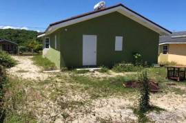 2 Bedrooms 2 Bathrooms, House for Sale in Falmouth