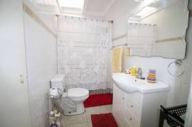 3 Bedrooms 2 Bathrooms, House for Sale in Greater Portmore