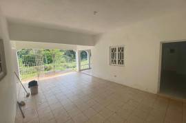 3 Bedrooms 2 Bathrooms, House for Sale in Bamboo