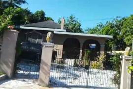 4 Bedrooms 3 Bathrooms, House for Sale in Granville