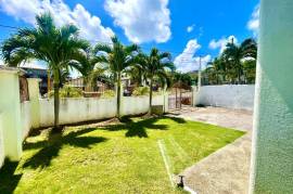 2 Bedrooms 1 Bathrooms, House for Sale in Montego Bay