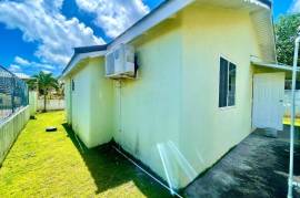 2 Bedrooms 1 Bathrooms, House for Sale in Montego Bay