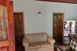 5 Bedrooms 3 Bathrooms, House for Sale in Fairy Hill