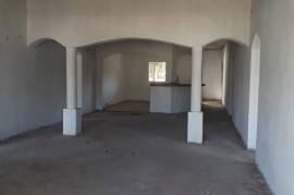 4 Bedrooms 3 Bathrooms, House for Sale in Savanna-La-Mar