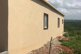 3 Bedrooms 2 Bathrooms, House for Sale in Spanish Town