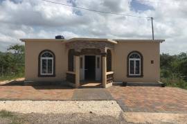 3 Bedrooms 2 Bathrooms, House for Sale in Spanish Town