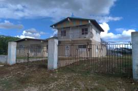 4 Bedrooms 2 Bathrooms, House for Sale in Spanish Town