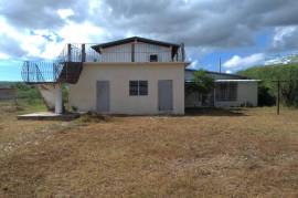 4 Bedrooms 2 Bathrooms, House for Sale in Spanish Town