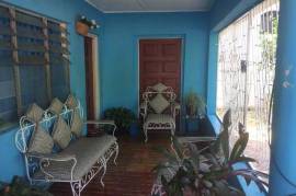 7 Bedrooms 5 Bathrooms, House for Sale in May Pen