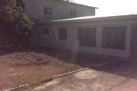 7 Bedrooms 5 Bathrooms, House for Sale in May Pen