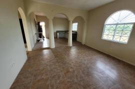 2 Bedrooms 1 Bathrooms, House for Sale in Hayes