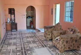 3 Bedrooms 3 Bathrooms, House for Sale in Greater Portmore