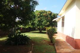 3 Bedrooms 2 Bathrooms, House for Sale in Duncans