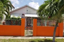 2 Bedrooms 1 Bathrooms, House for Sale in Old Harbour