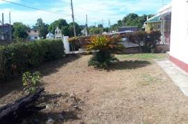 3 Bedrooms 3 Bathrooms, House for Sale in Steer Town