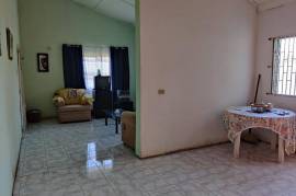 4 Bedrooms 3 Bathrooms, House for Sale in Bog Walk