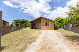 2 Bedrooms 1 Bathrooms, House for Sale in Old Harbour