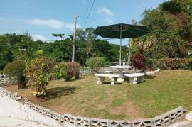 6 Bedrooms 4 Bathrooms, House for Sale in Montego Bay