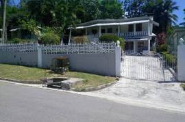 6 Bedrooms 4 Bathrooms, House for Sale in Montego Bay