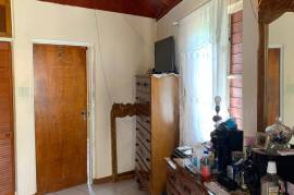 2 Bedrooms 1 Bathrooms, House for Sale in Spanish Town